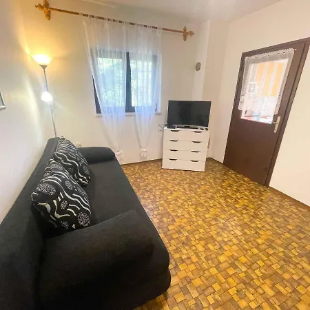 Apartamento In 41879