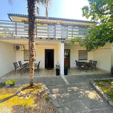 Apartmán In 41879 *